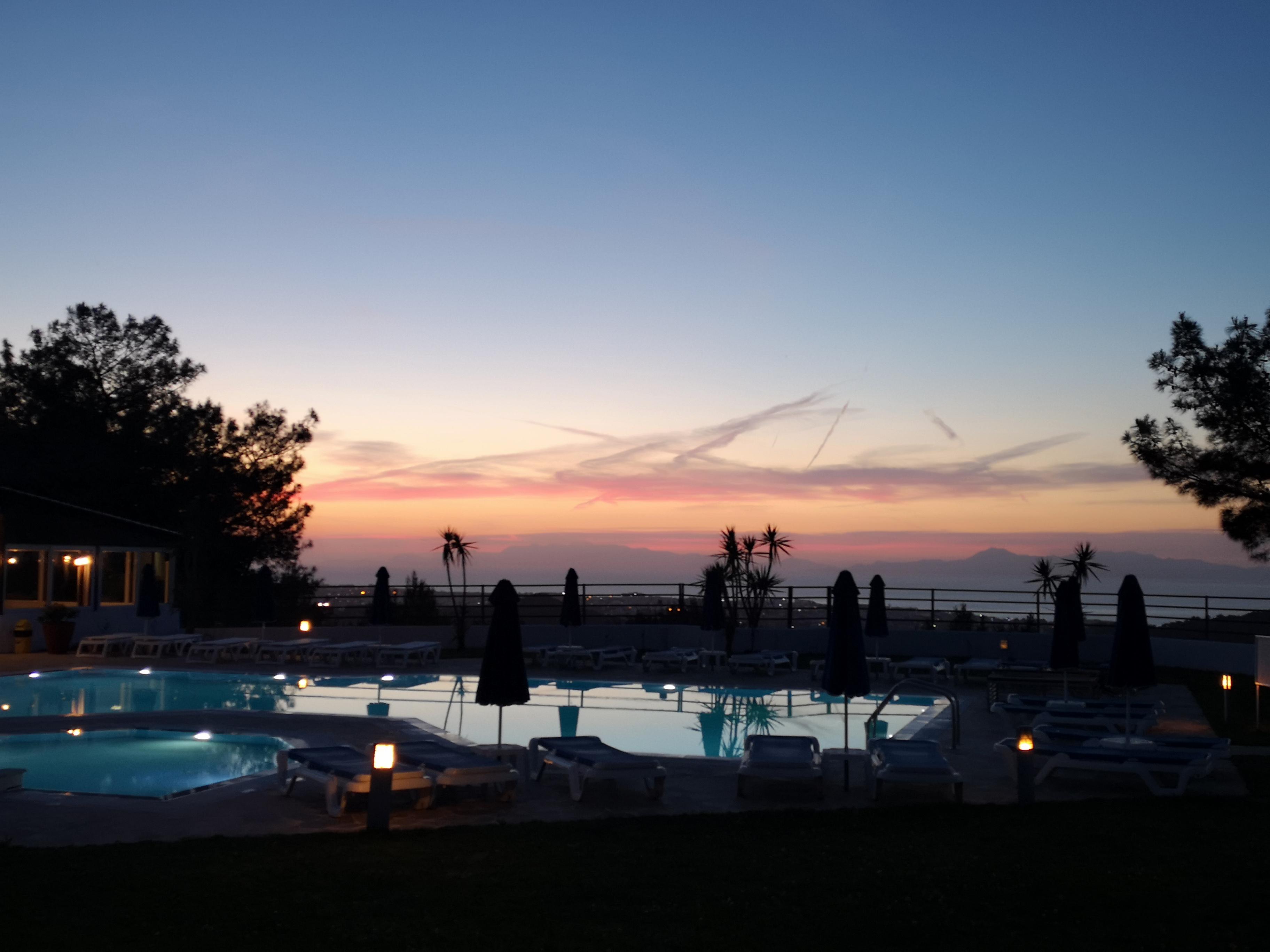 Helena Christina Aparthotel Asgourou Bagian luar foto